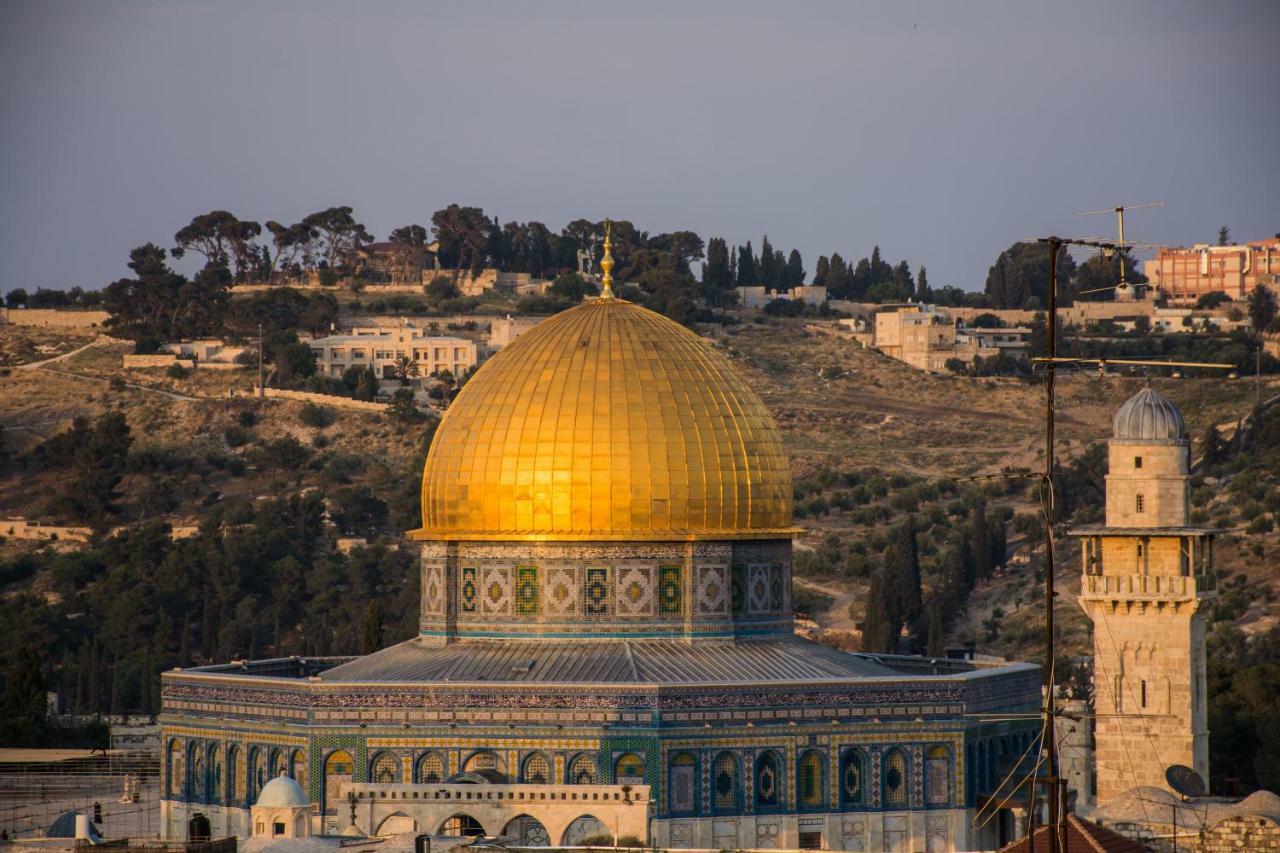 Into Jerusalem Heart Exteriér fotografie